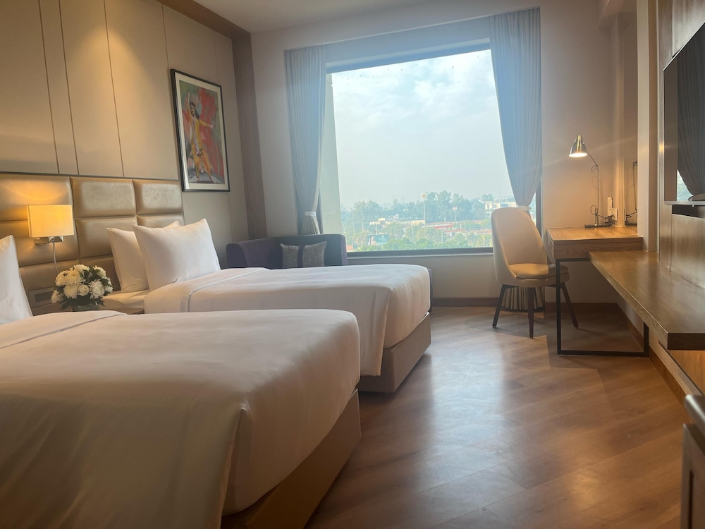 Ramada Encore by Wyndham Amritsar Airport 15/45