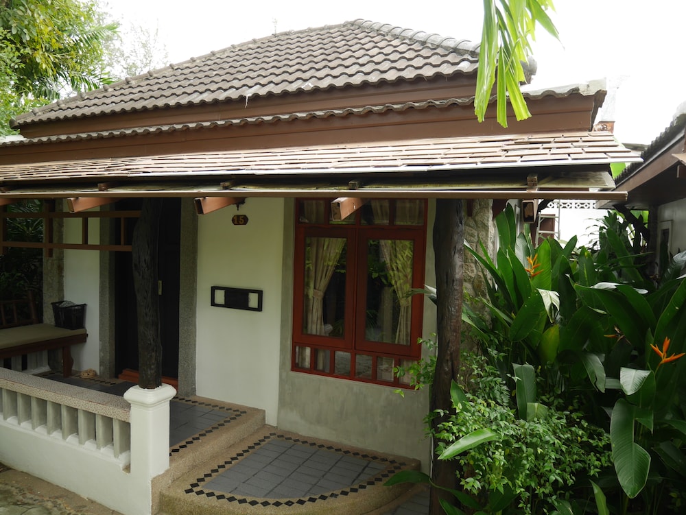 Bangtao Beach Chalet 4/71