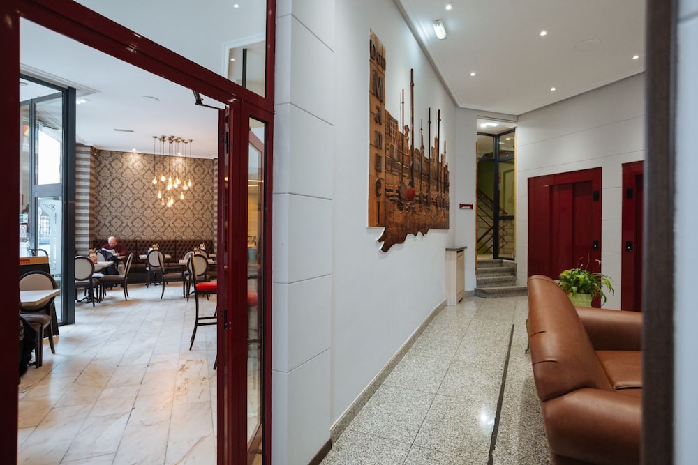Hotel Don Manuel 9/52