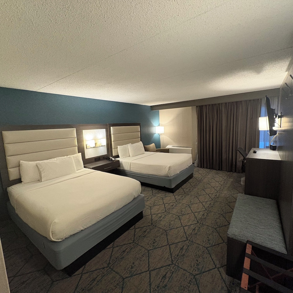 Bismarck Hotel and Conference Center 9/50