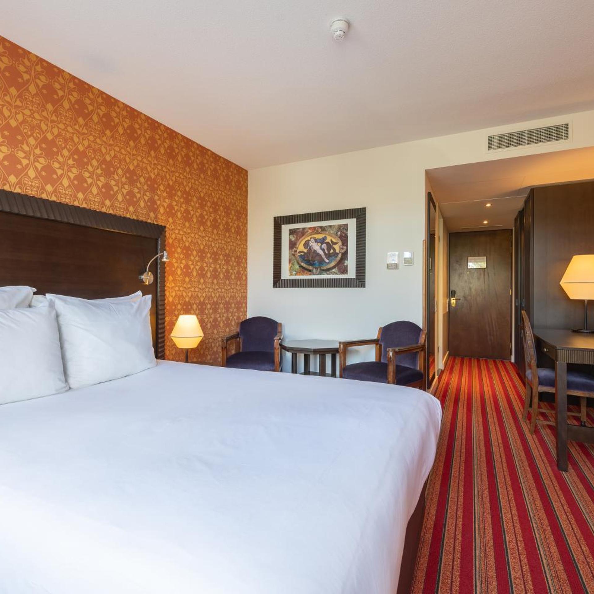 Deluxe, Single Bed