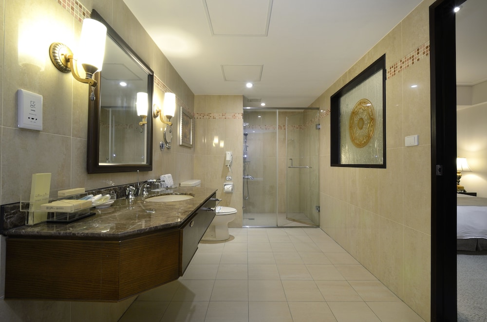 Hotel Regalees 43/43