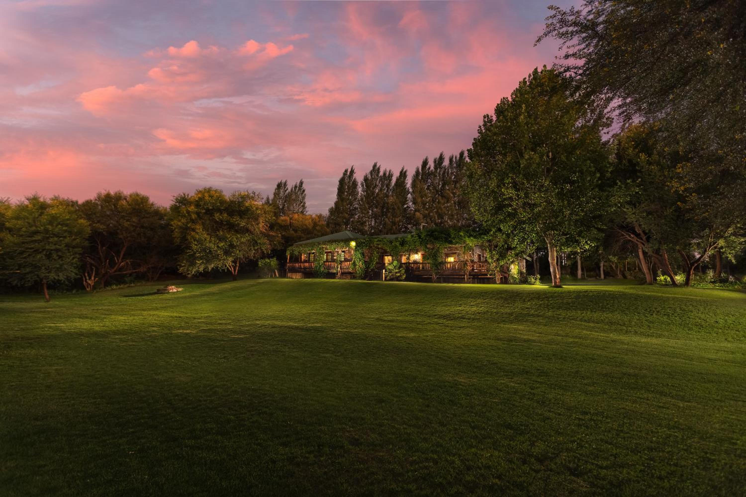 Tzamenkomst River Lodge 20/23