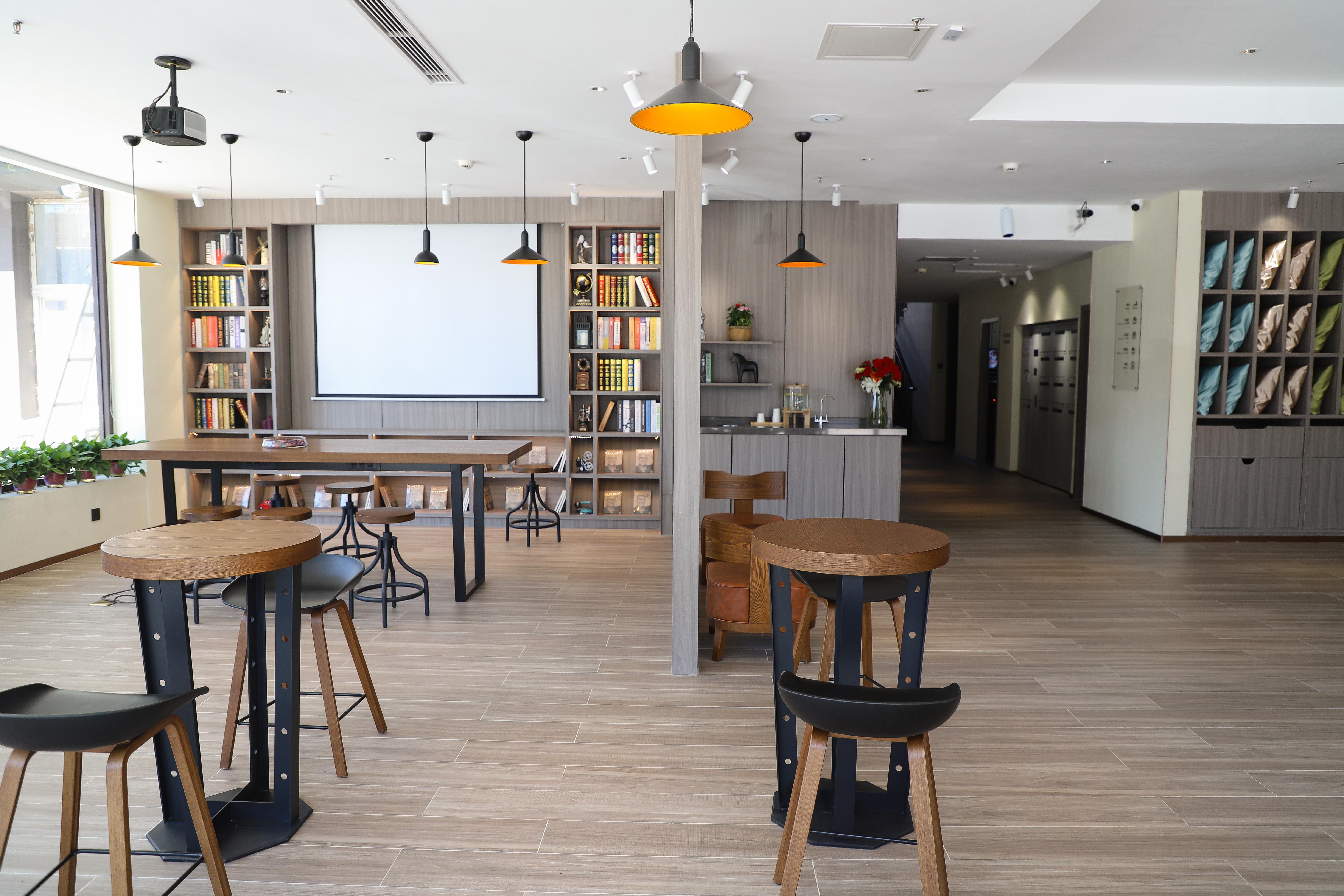 Lavande Hotel (Tianjin Wuqing High-speed Railway Station Daguangming Center) 27/43