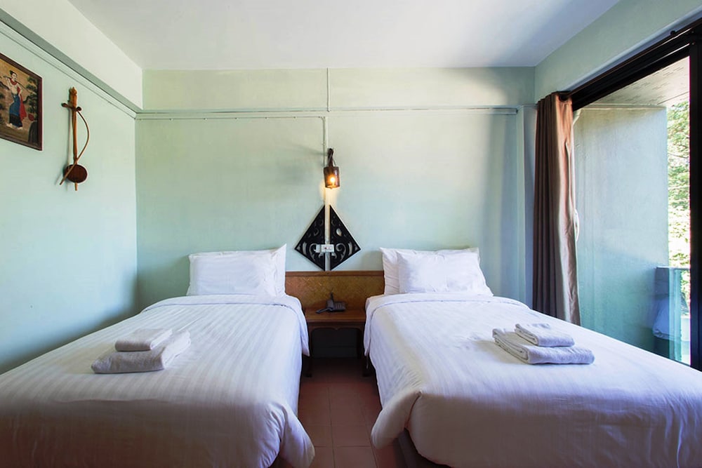 A Hotel Budget 35/61