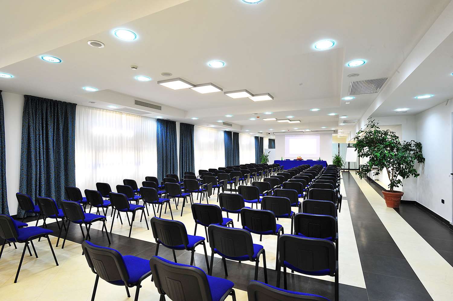 Best Western Blu Hotel Roma 51/55