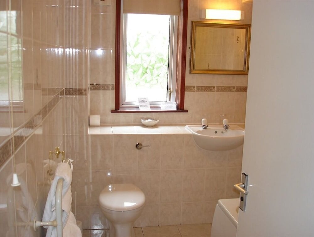 Kings Park Hotel 56/56