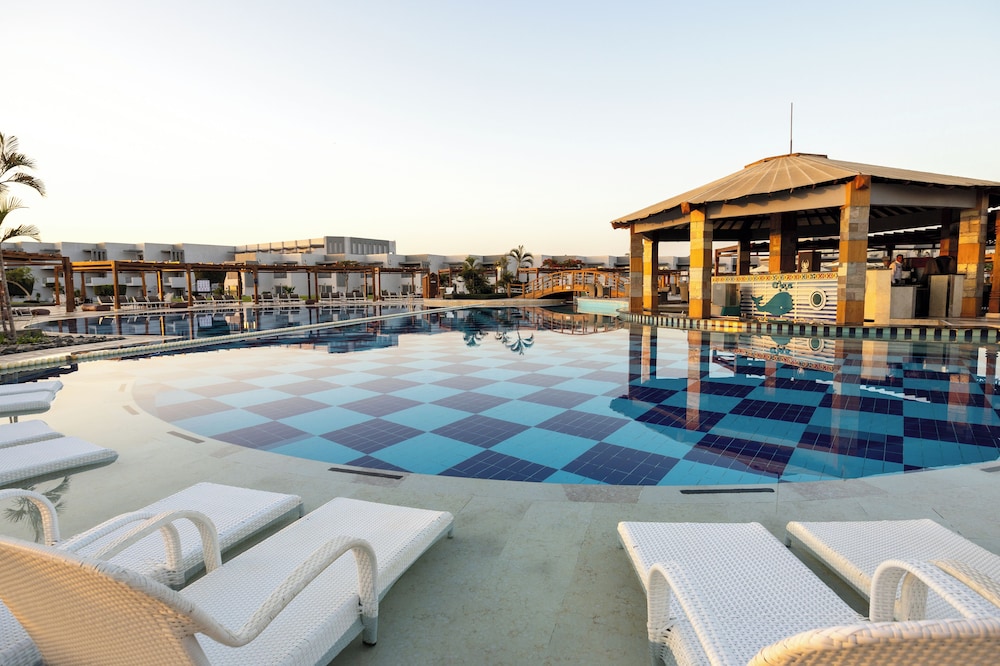 サンライズ・クリスタルベイ・リゾート・グランドセレクト 写真3