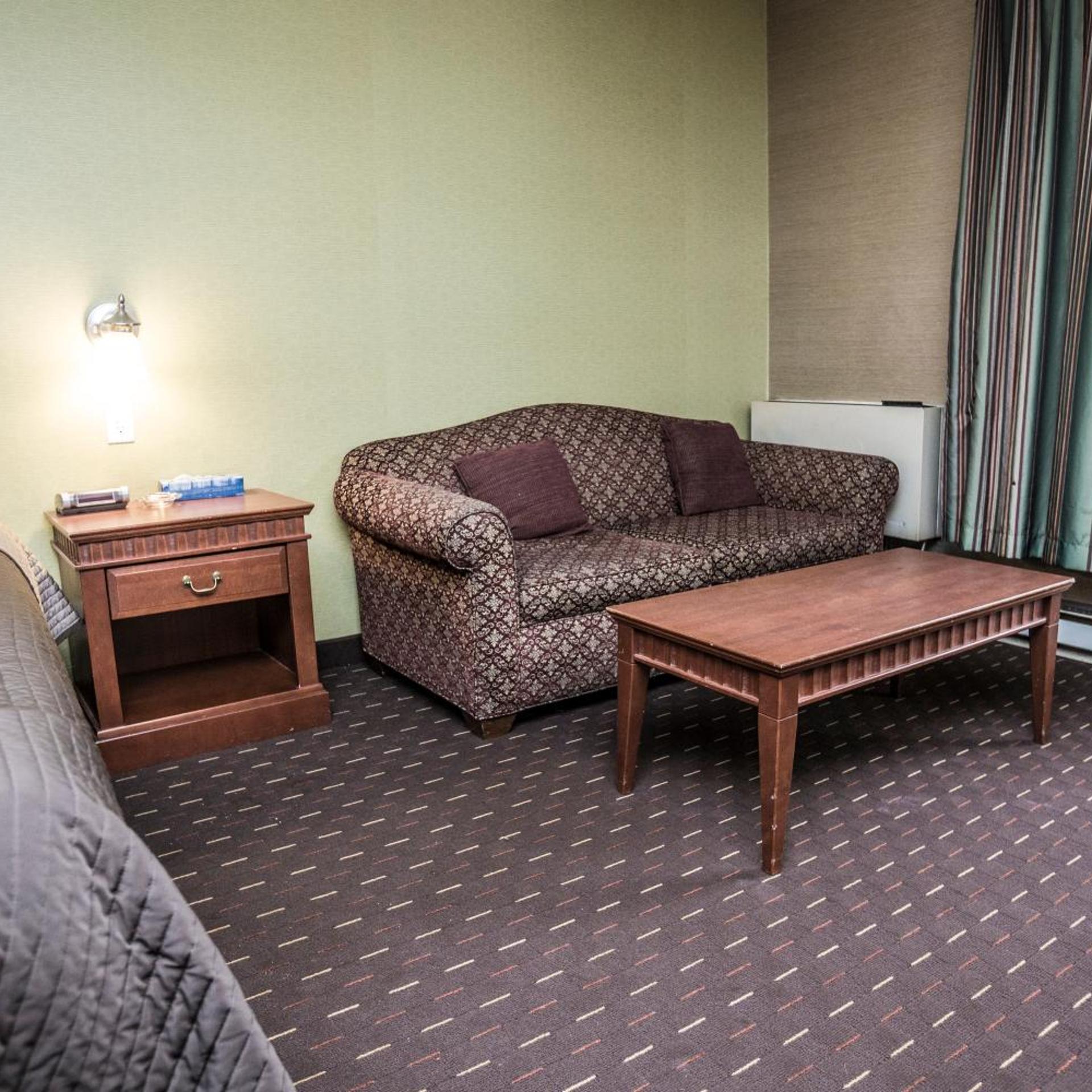 Mississauga Gate Inn 19/36