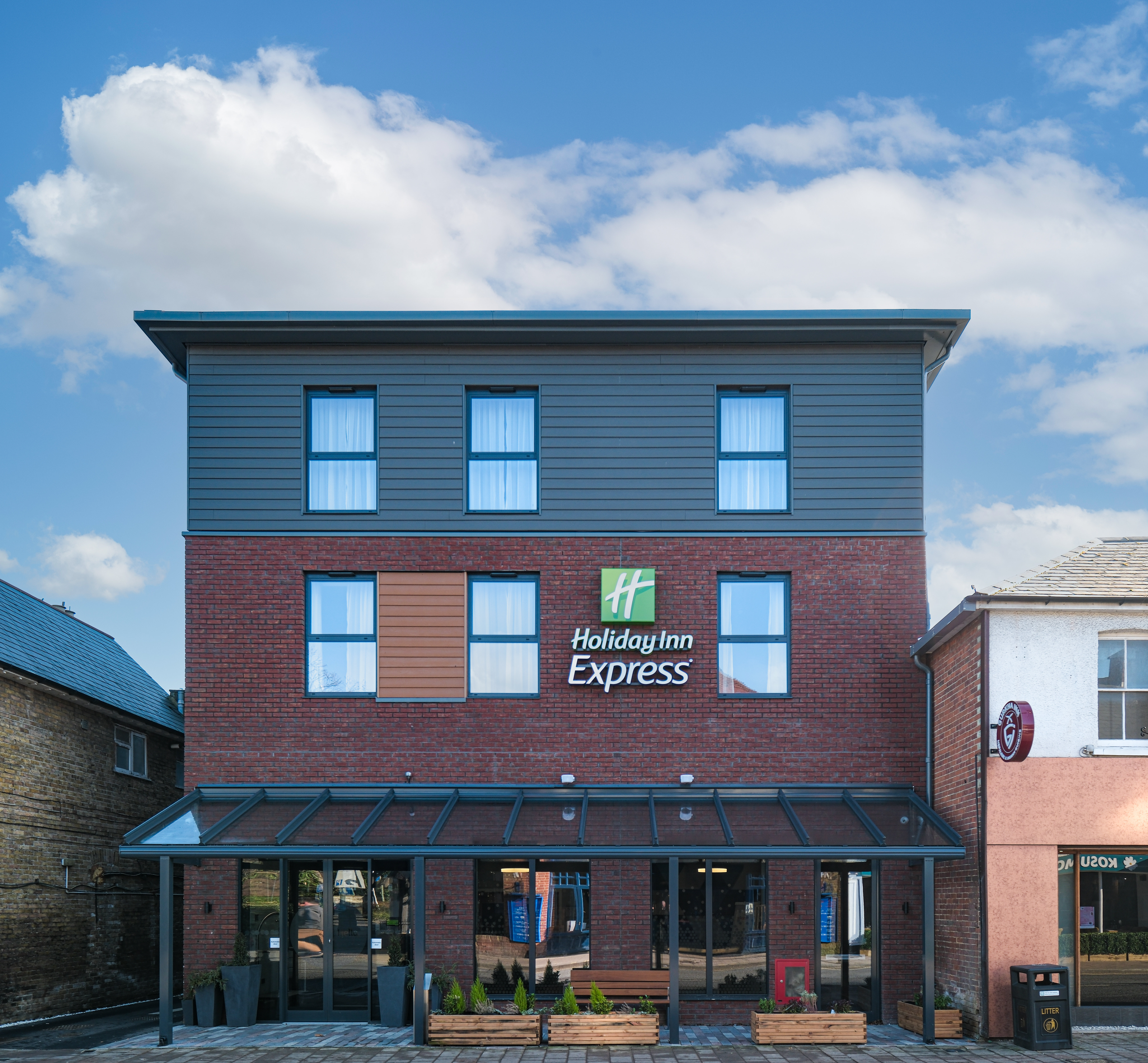 Holiday Inn Express Fleet, an IHG Hotel 3/28