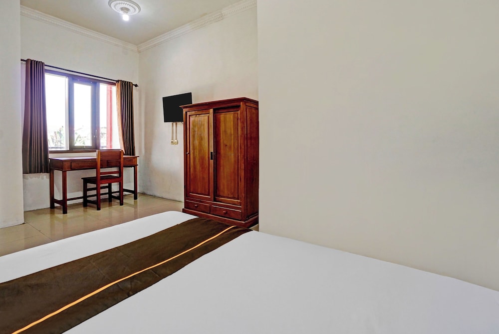 Hotel O near UNISLA formerly Homestay Bougenville 33/44