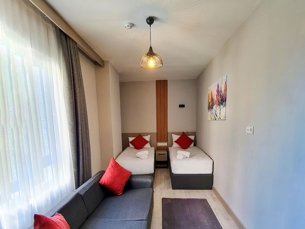 Letstay Panorama Suites 25/50