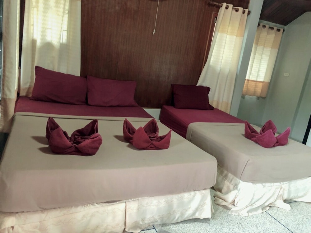Phangan Lodge 13/50