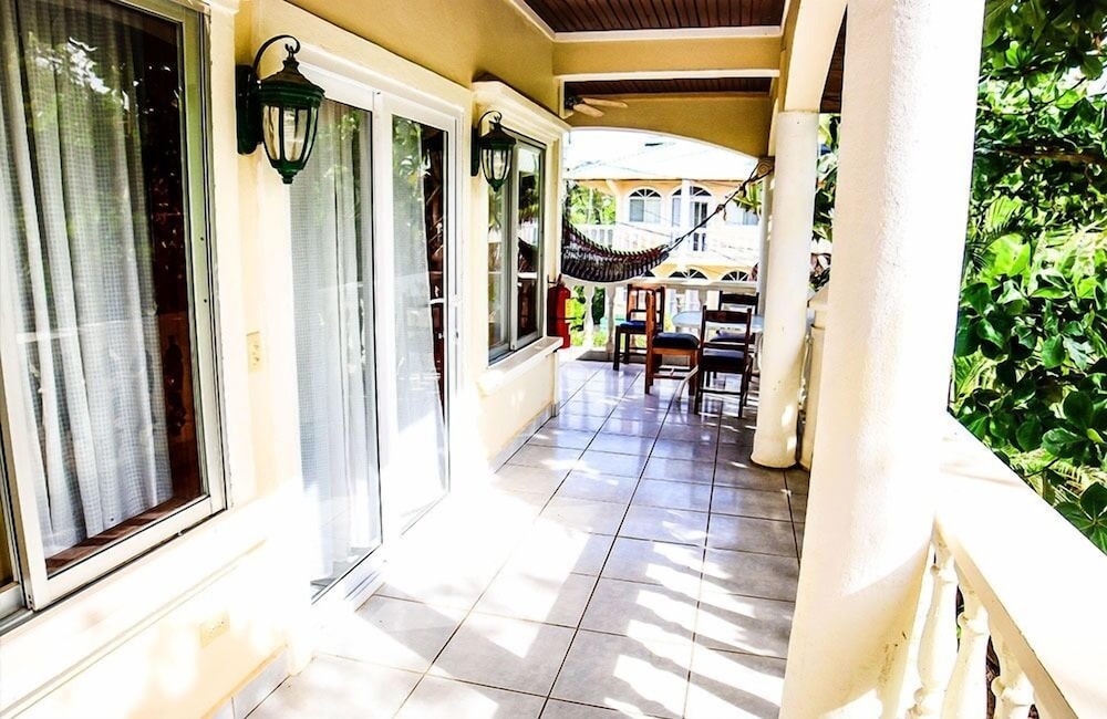 Foster's West Bay Resort 14/69