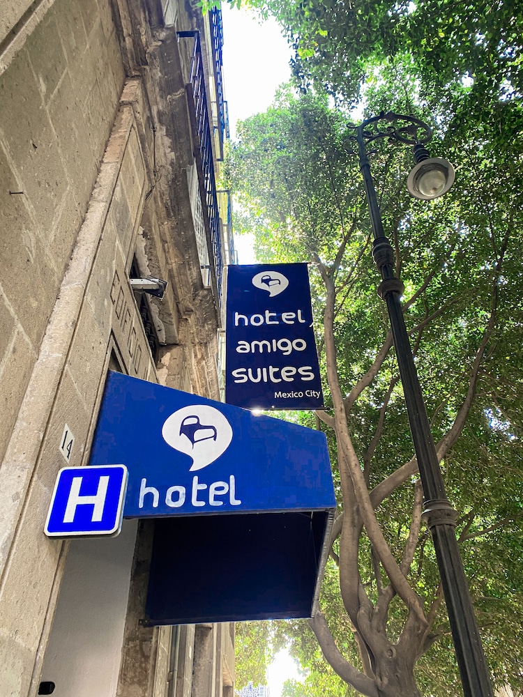 Amigo Suites Hotel 2/43