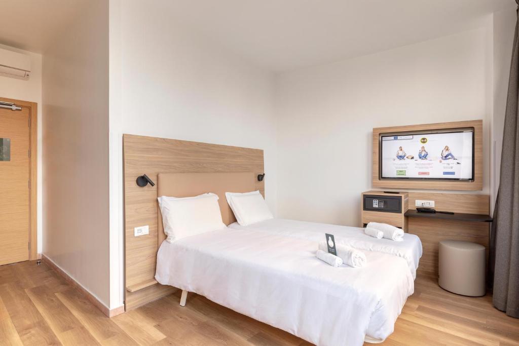 DIS Double Room Disabled Access