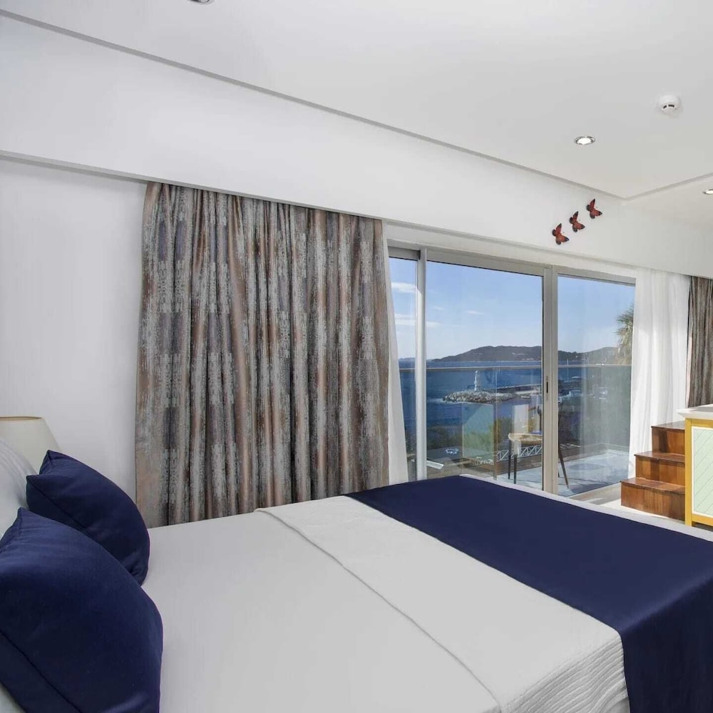 Sea View Hotel 29/50