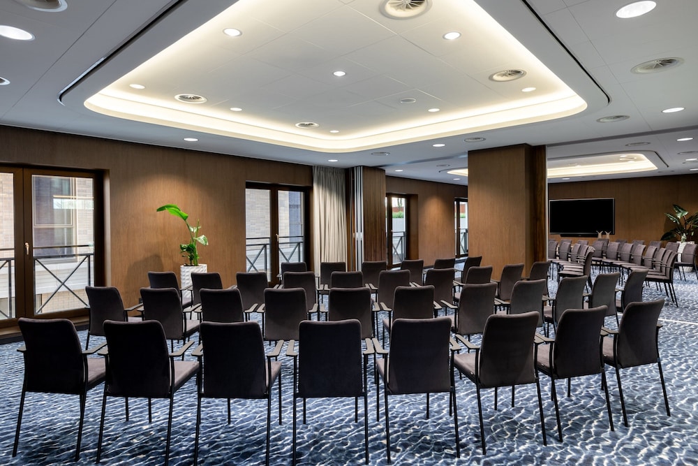 The Den, ‘s-Hertogenbosch, a Tribute Portfolio Hotel 40/49