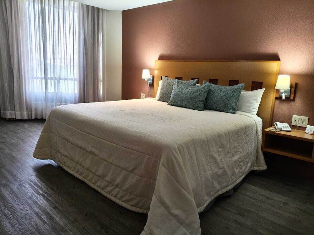 Hotel Mirabel 20/63