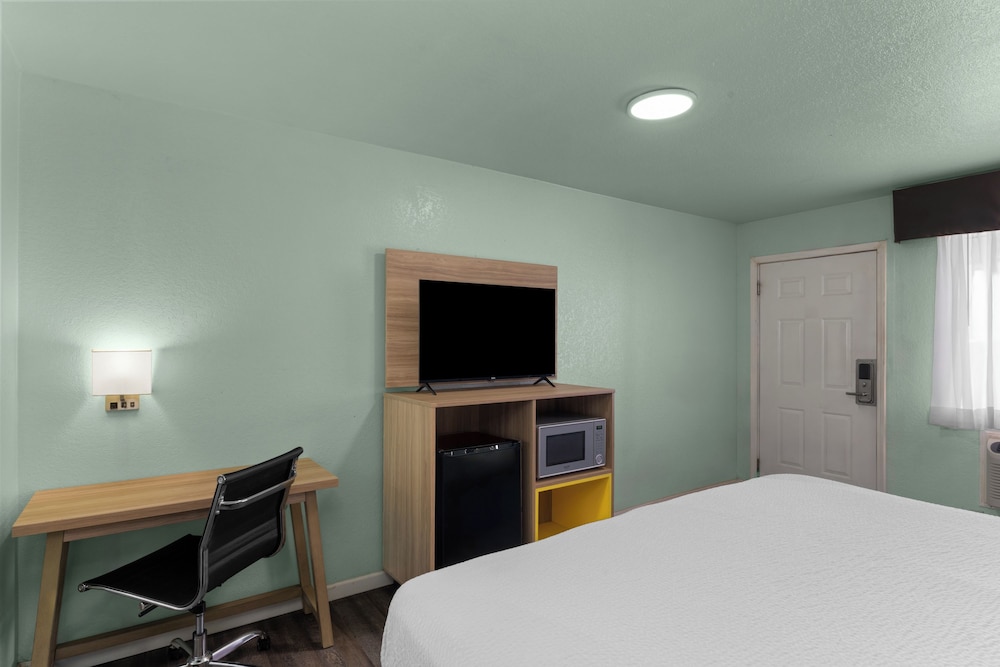 Days Inn by Wyndham Pratt 28/54