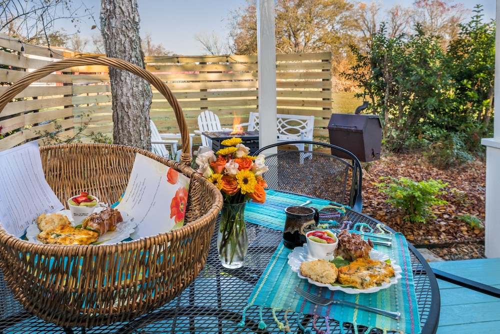 Maison D Memoire Bed & Breakfast Cottages 27/50