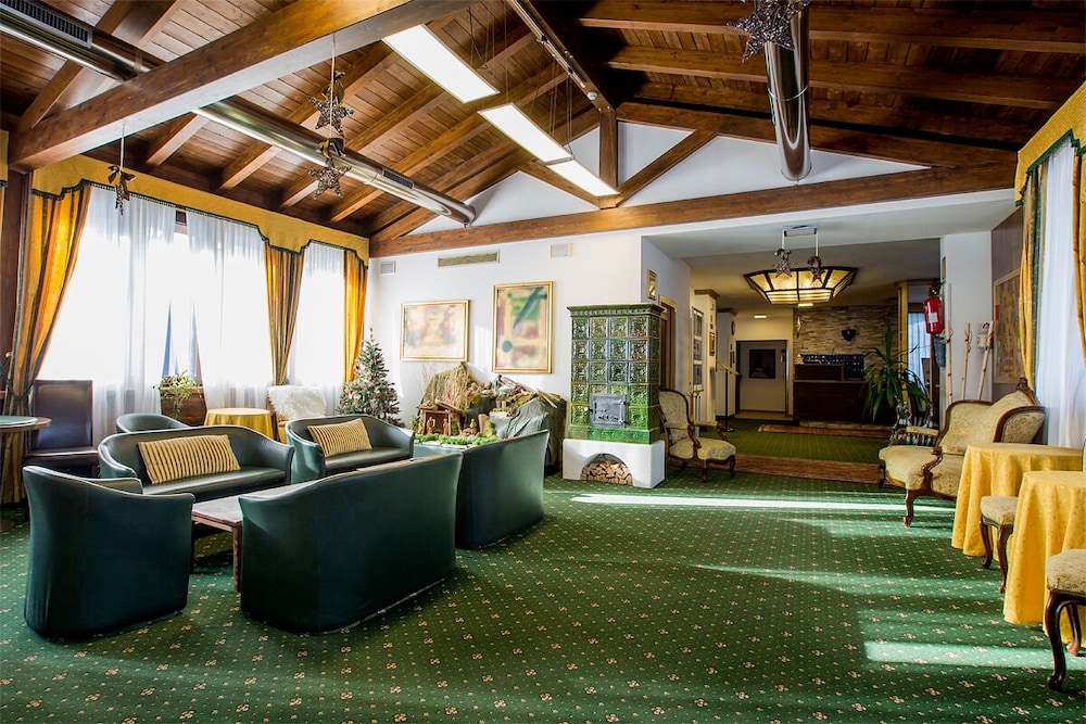 Hotel Derby 29/48