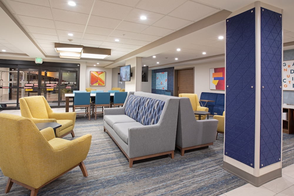 Holiday Inn Express Hotel Suites Grand Junction 71/96