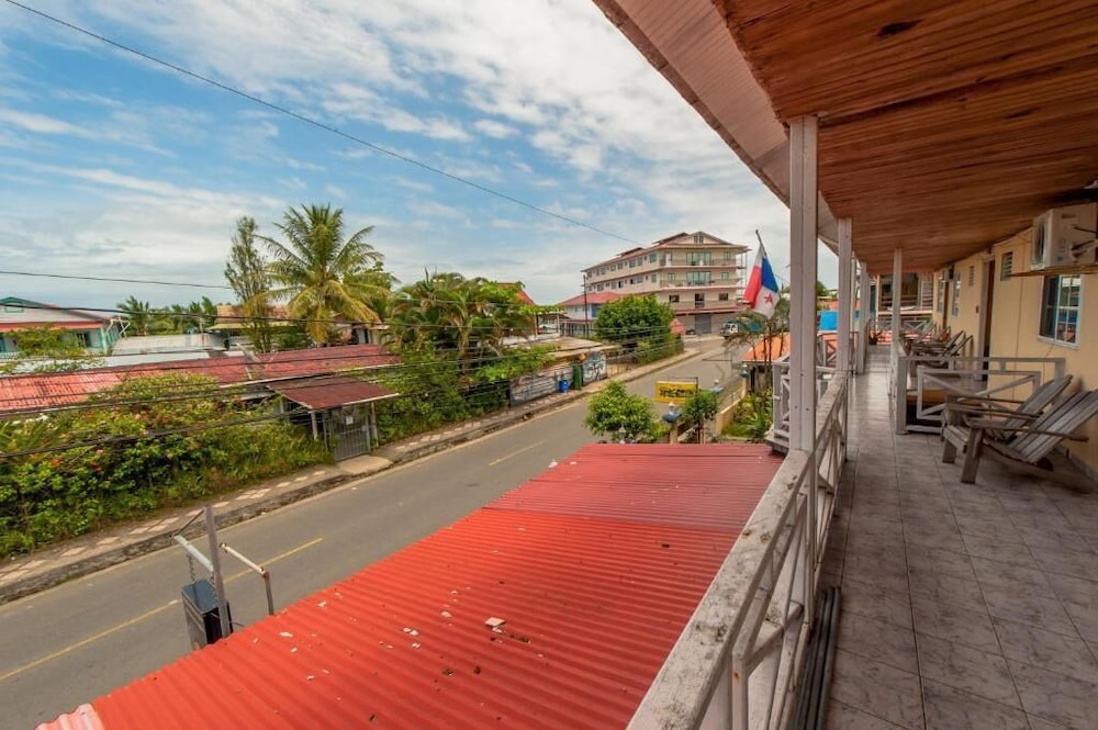 Hotel Posada Los Delfines 27/30