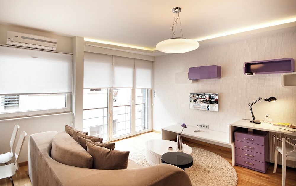 NURU ZIYA SUITES 54/82