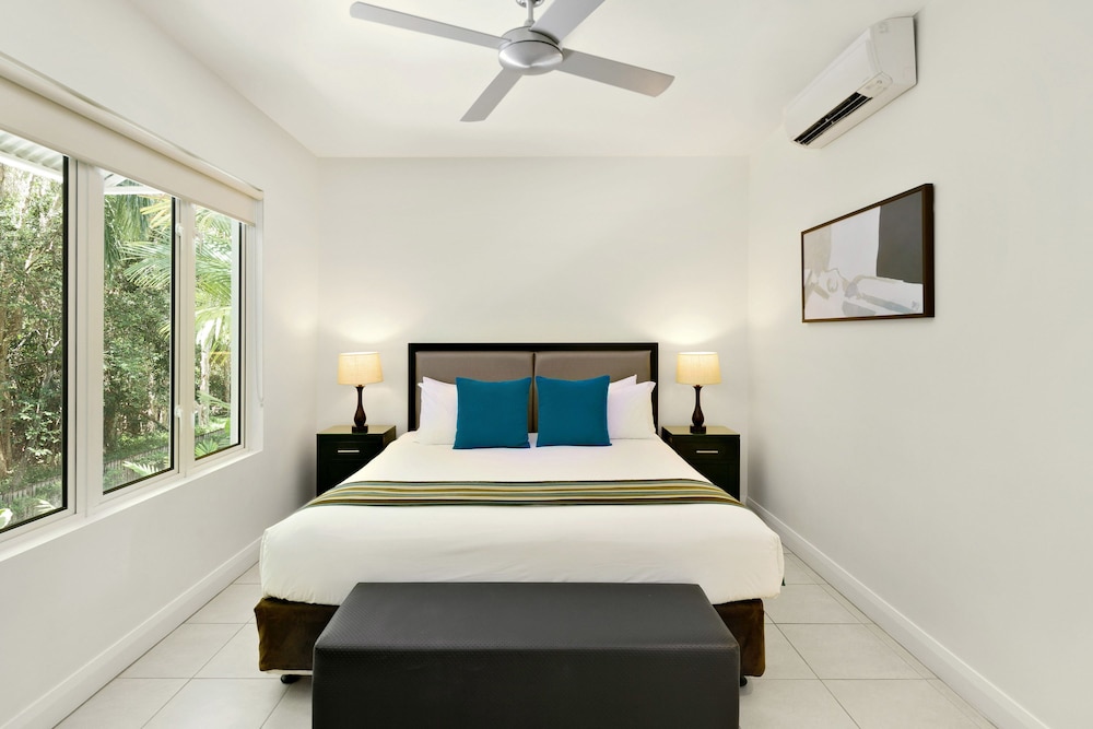 Peppers Beach Club & Spa Palm Cove 18/50