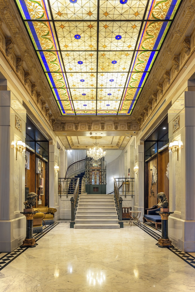 Palazzo Donizetti Istanbul, Tapestry Collection by Hilton 17/75