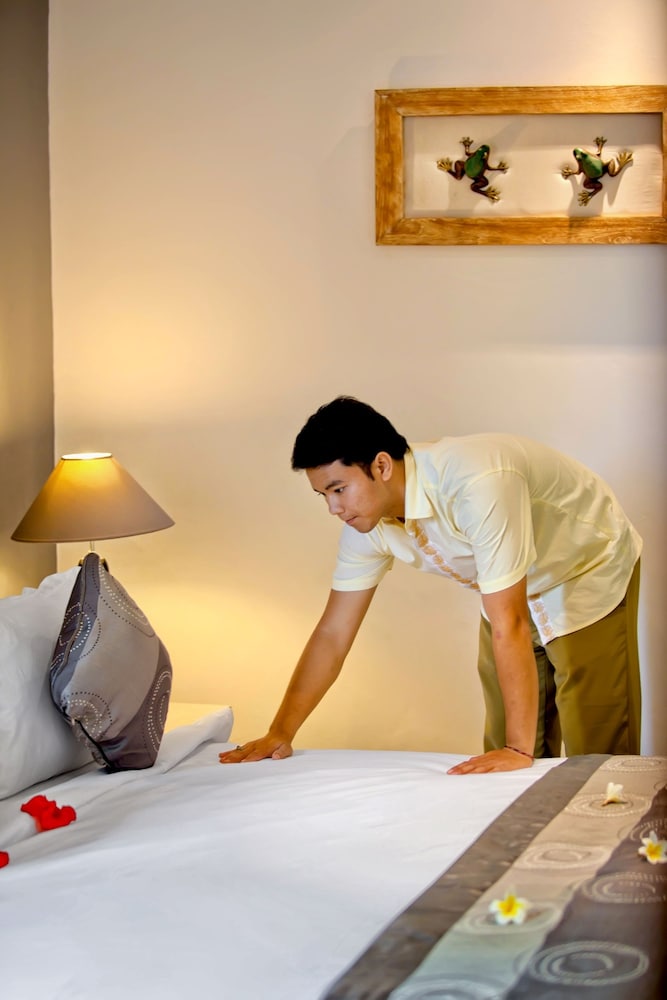 Labak River Hotel 52/71