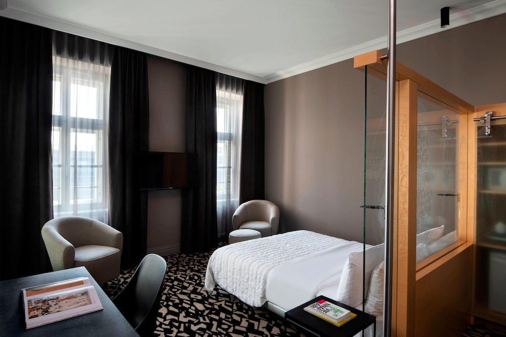 Le Meridien Vienna 11/80