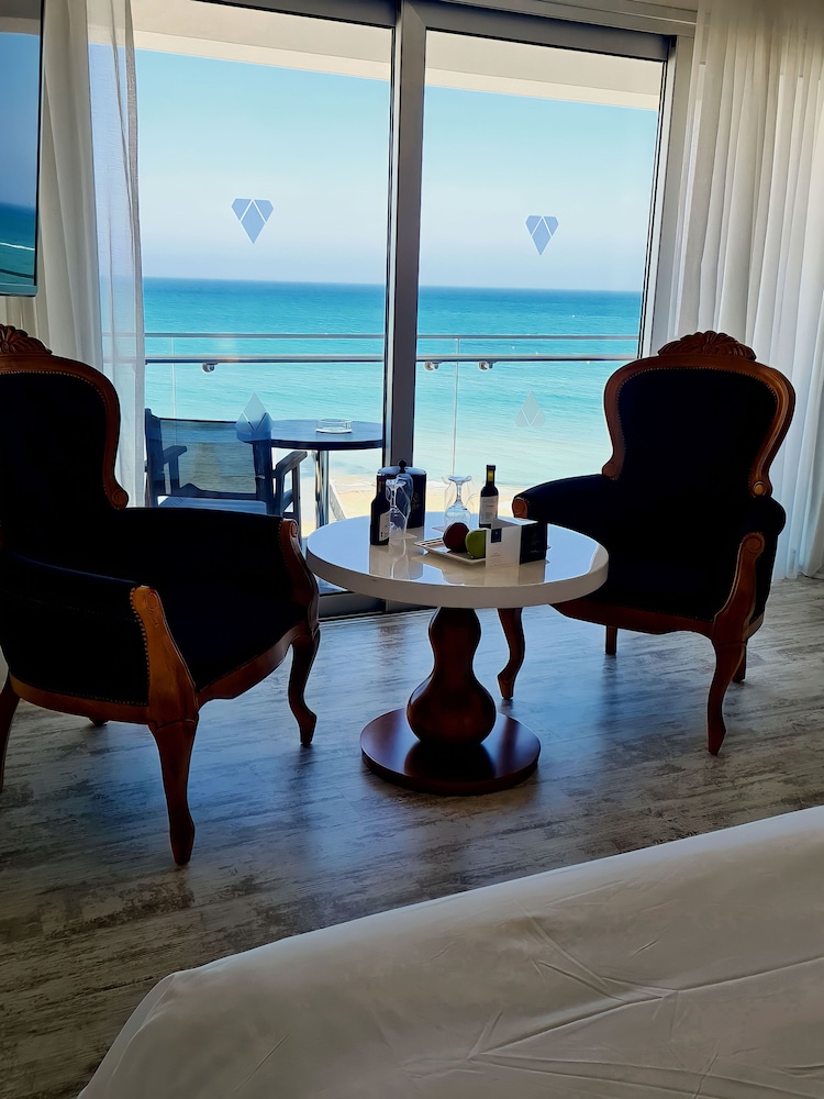 The Ciao Stelio Deluxe Hotel - Adults Only 52/65