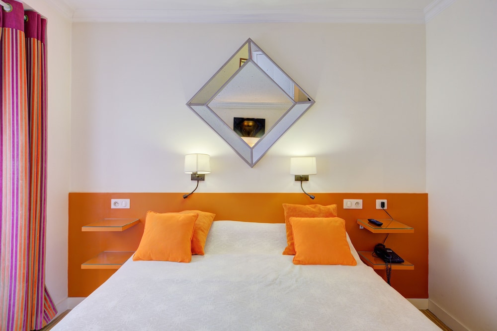 Hôtel La Sanguine 22/62