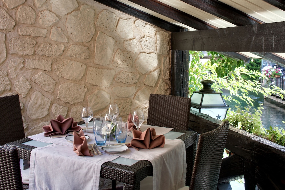 Hotel Le Marechal 37/50