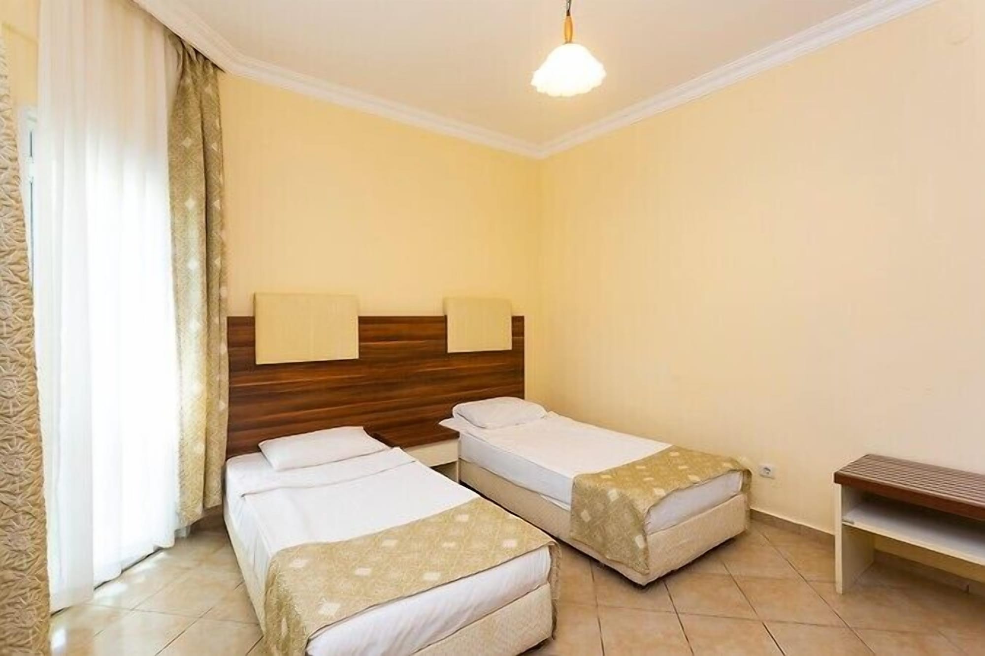 STANDARD, DOUBLE BED