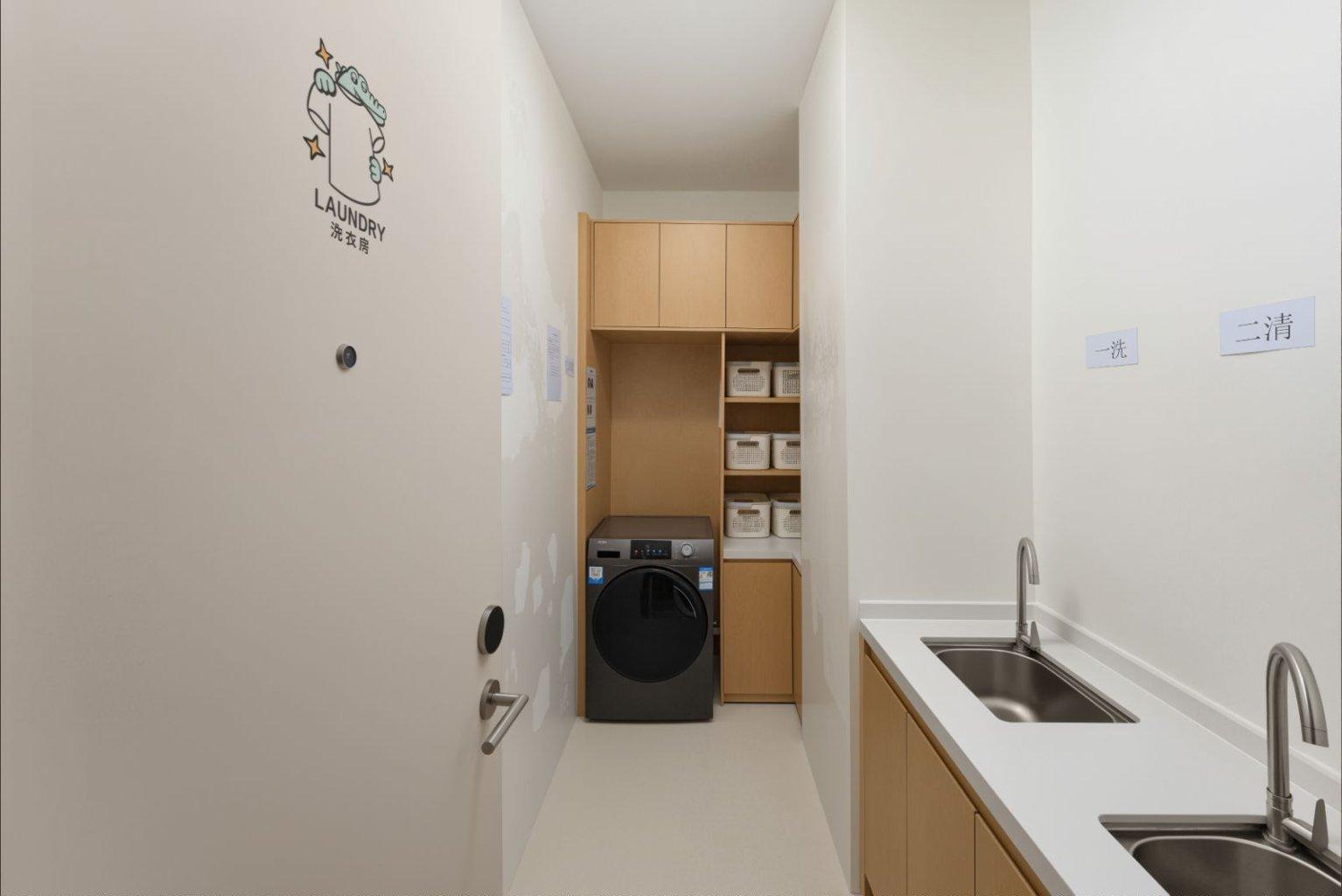 LAYFLAT HOTEL 27/31