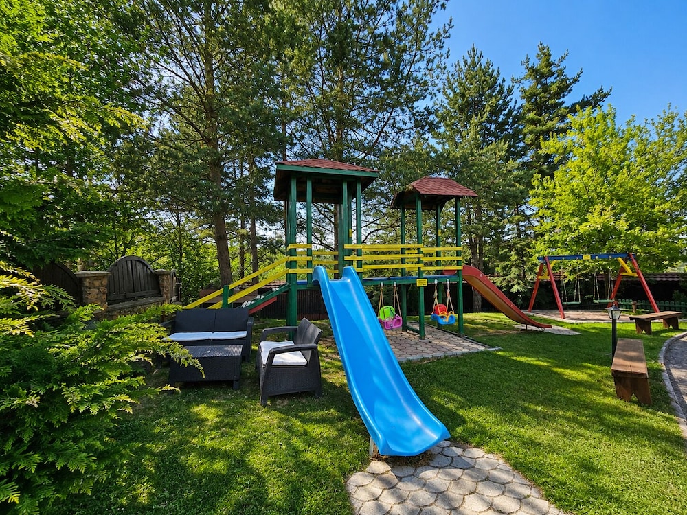 Aurora Resort Spa 46/76