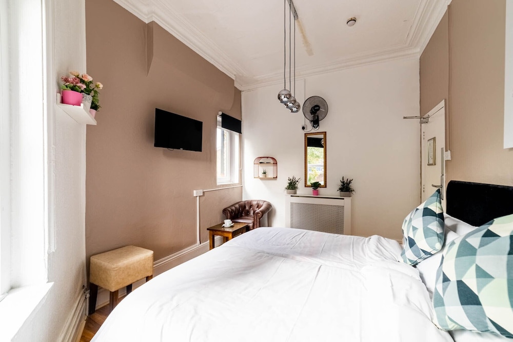 Book a Bed Hostels (ex. Venture Hostel) 35/64