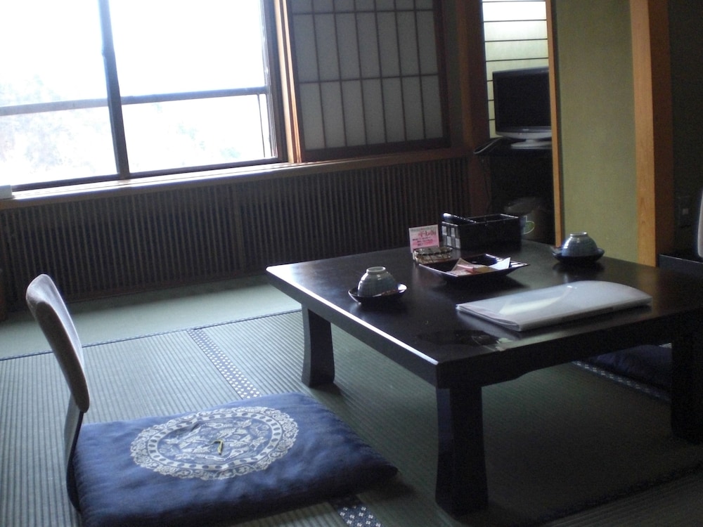 Okada Ryokan Warakutei 37/50