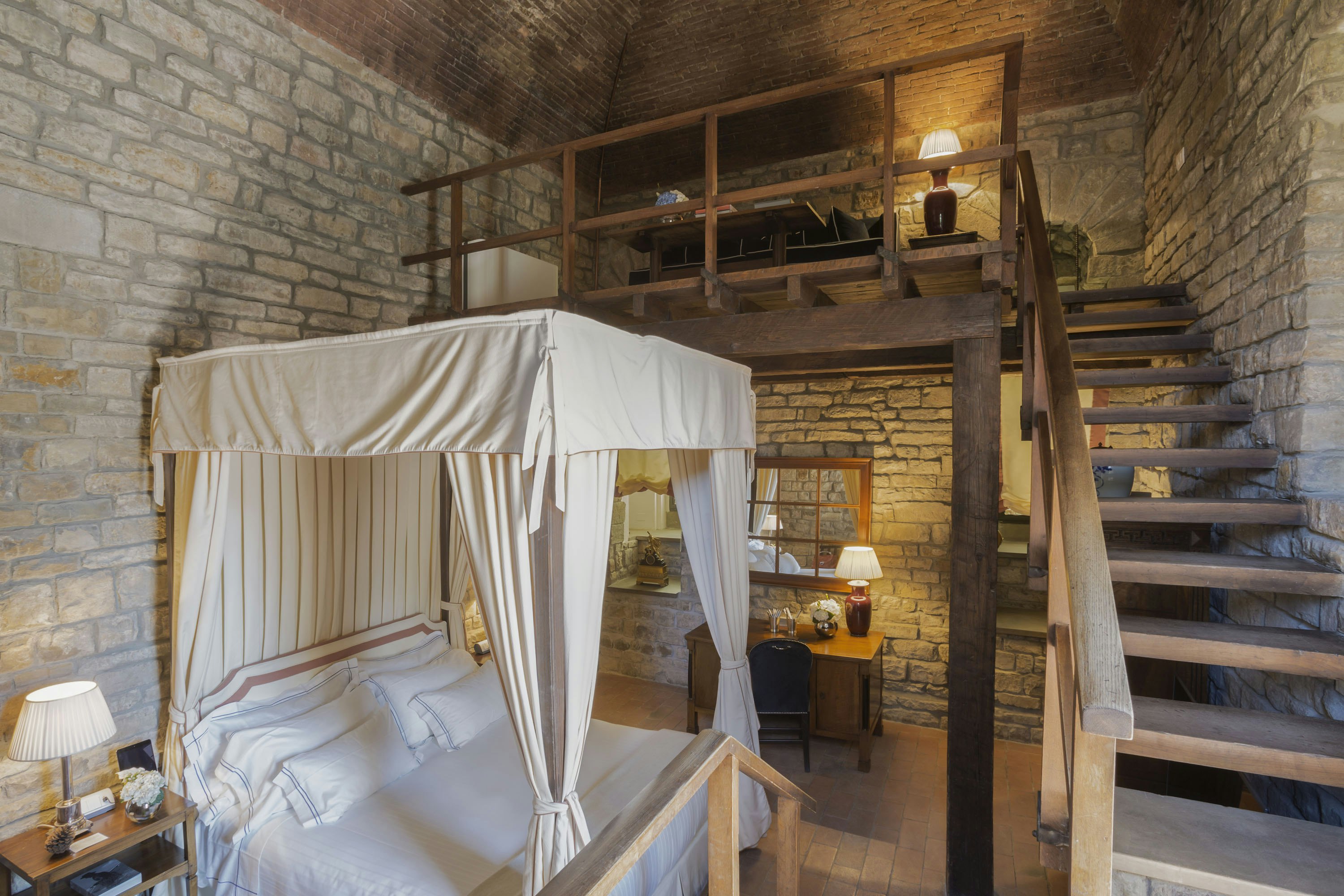 Hotel Lungarno 19/50