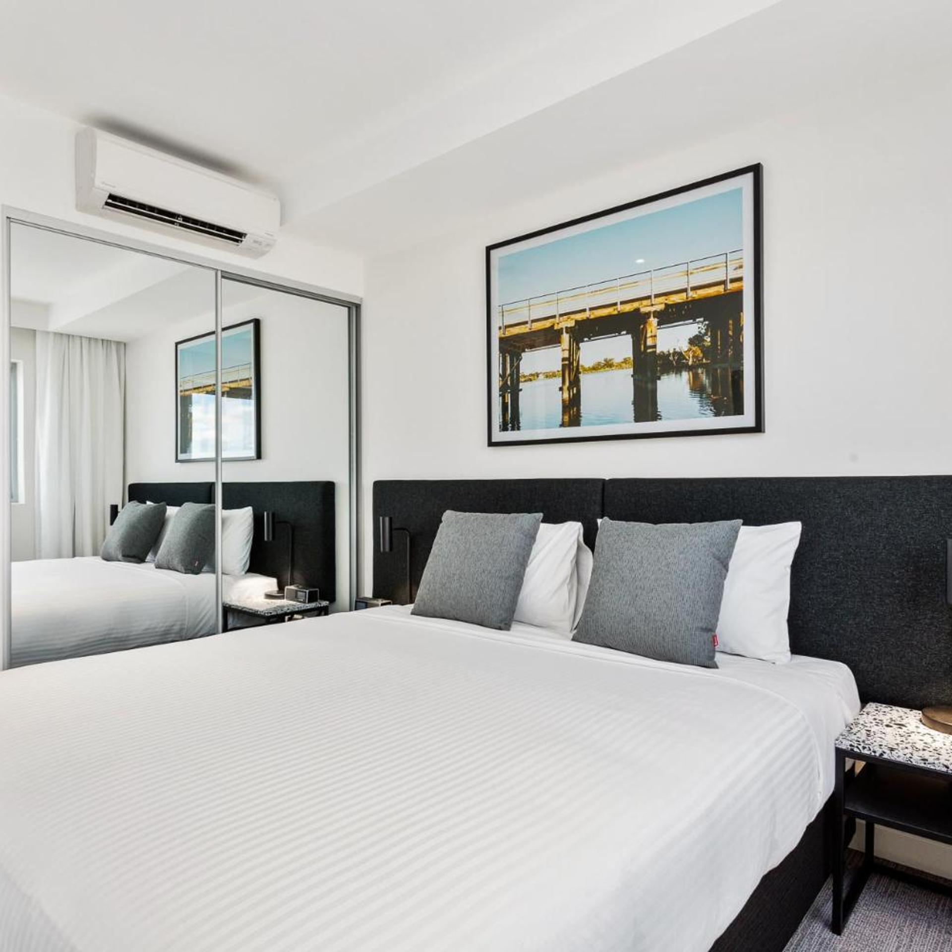 2 BEDROOMS, EXECUTIVE, APARTMENT
