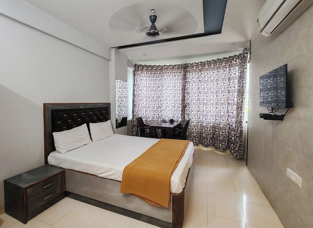 Hotel Sai Samrat Inn 11/32
