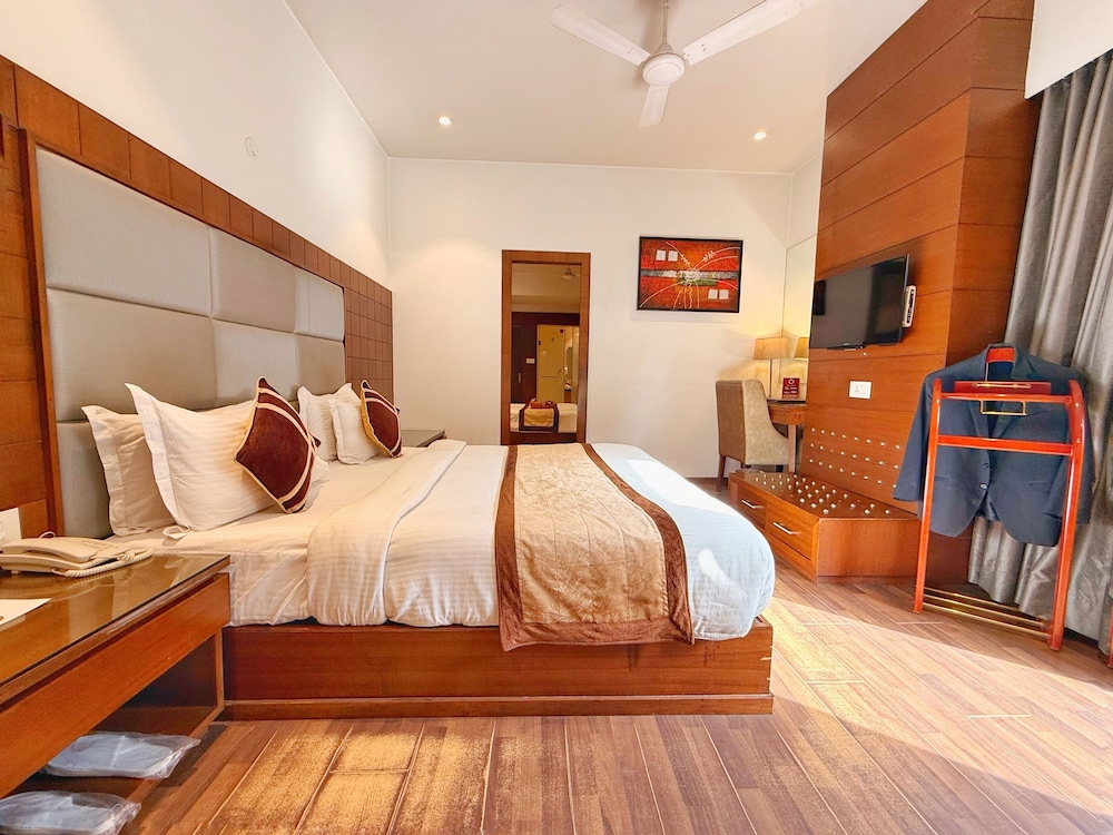 Hotel Sawera Grand 20/46