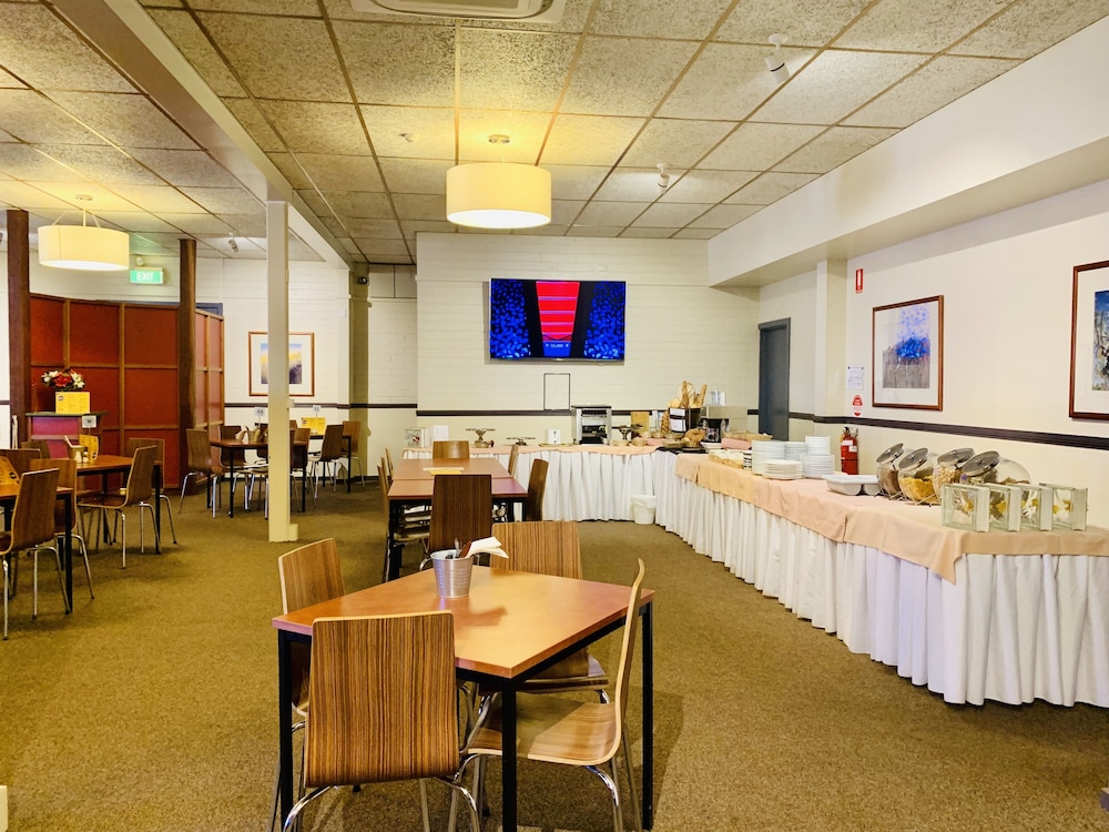 Opal Inn Hotel Motel 48/68
