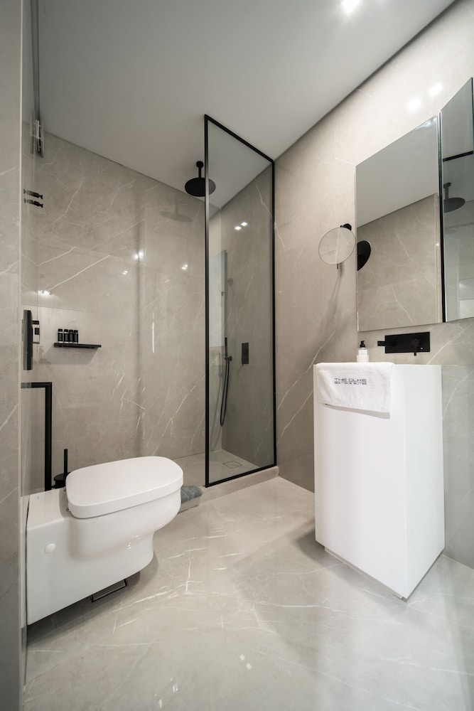 The Duke Boutique Suites 47/50