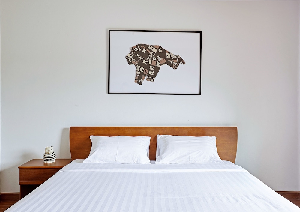 Chez Bure - Bure Homestay 24/76