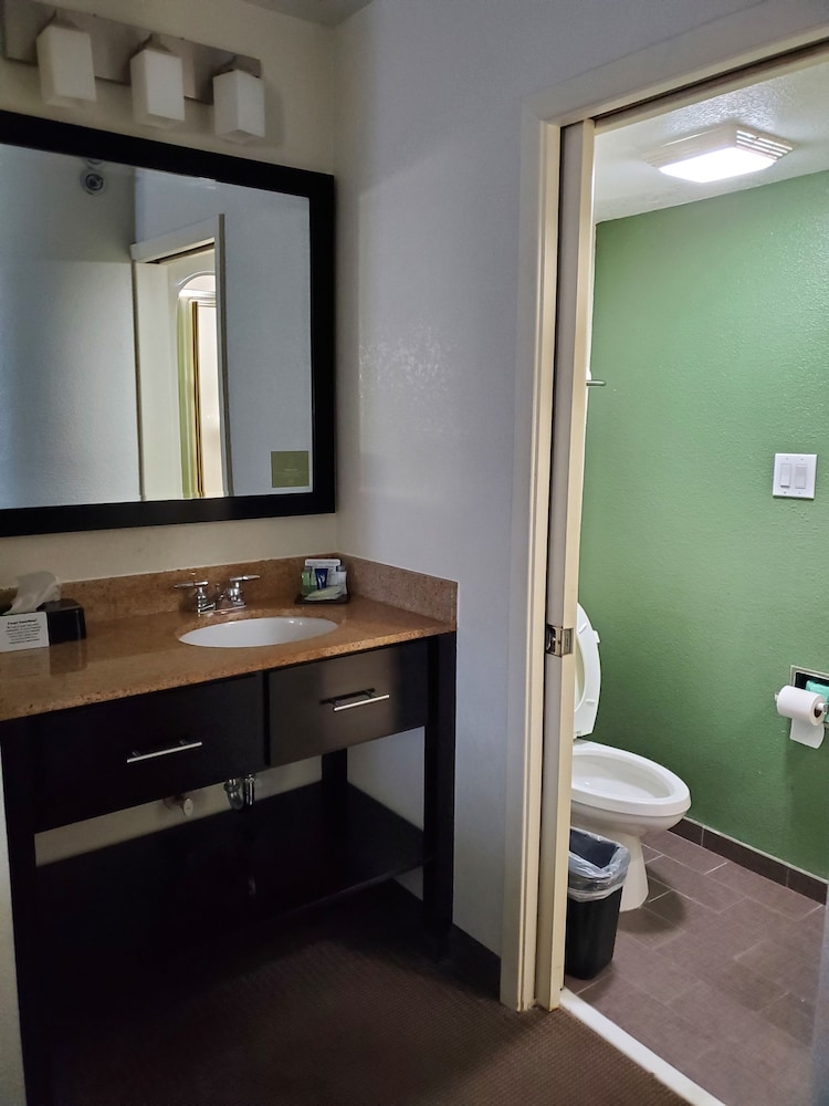 Sleep Inn Horn Lake-Southaven 18/37