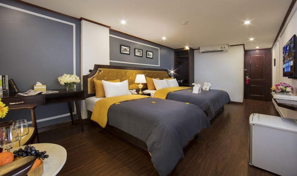JUNIOR SUITE, FAMILY